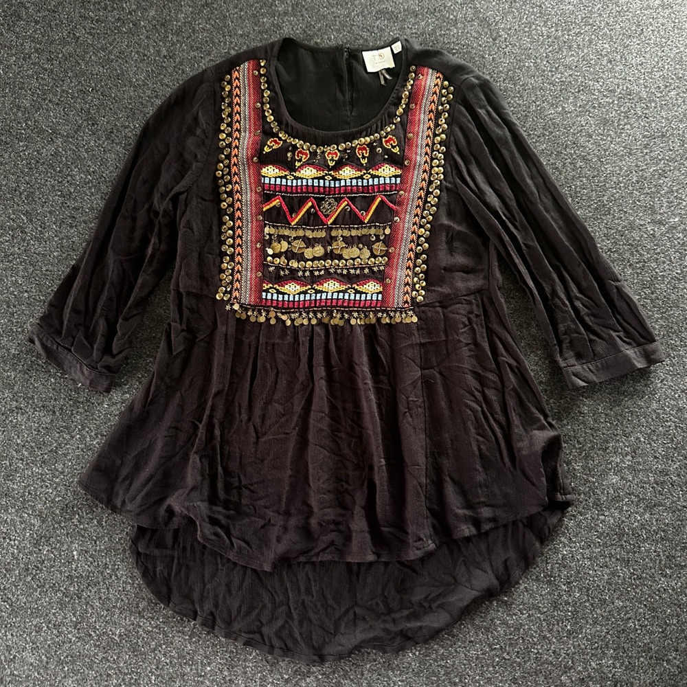 HD in Paris Anthropologie Embroidered Coin Tunic Top Black Boho Size 2